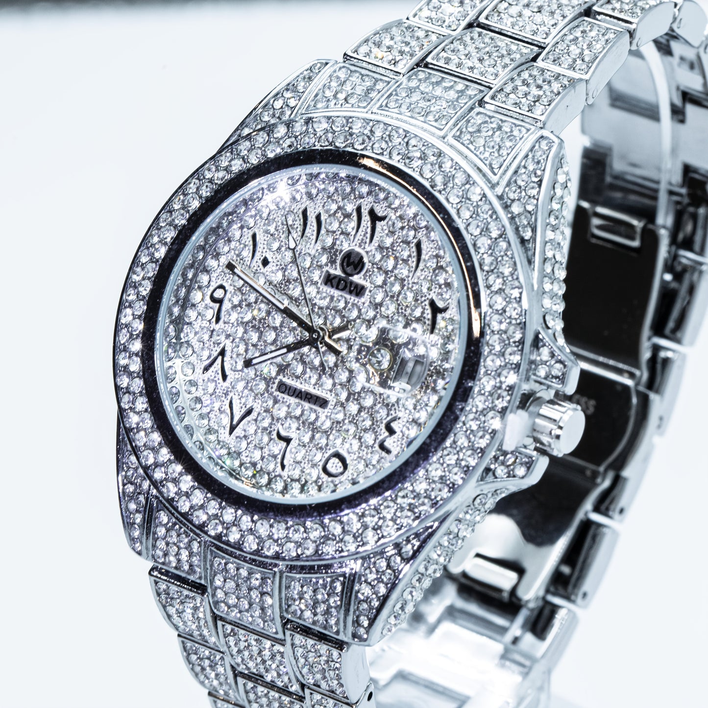 Luxury Hip-Hop Style Watch West Coast Quartz Watch For Men Fully Diamond-Studded Rhinestone Accessory Watch High-End Design Perfect Christmas Gift Wedding Present And Top Gift Choice, Without Battery