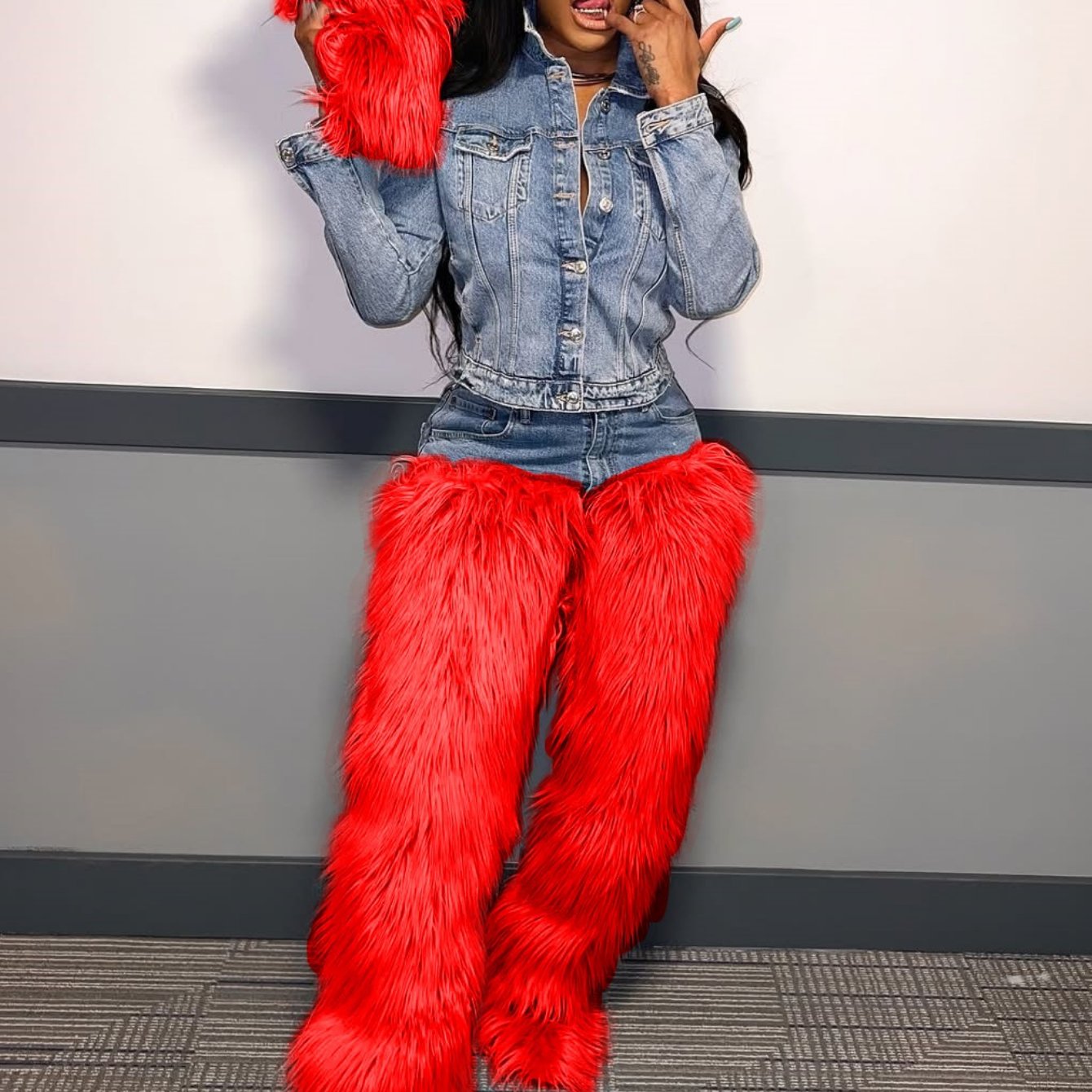 Women'S High-Waisted Wide-Leg Jeans with Faux Fur Trim & Washed Denim - Elastic Waist Casual Pants, Light Distressed Hem, Non-Stretch Durable Fabric for Spring/Fall Outfits, Everyday to Semi-Formal Wear (No Belt Loops) - Vers