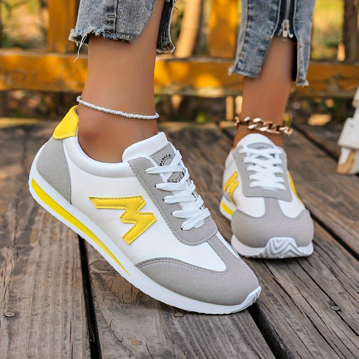 Women'S Lightweight Casual Sneakers, Fashionable White with Black, Red, Yellow, Green, and Navy Blue Accents, EVA Sole Running Shoes, Lace-up, Low-cut Design, Suitable for All Seasons