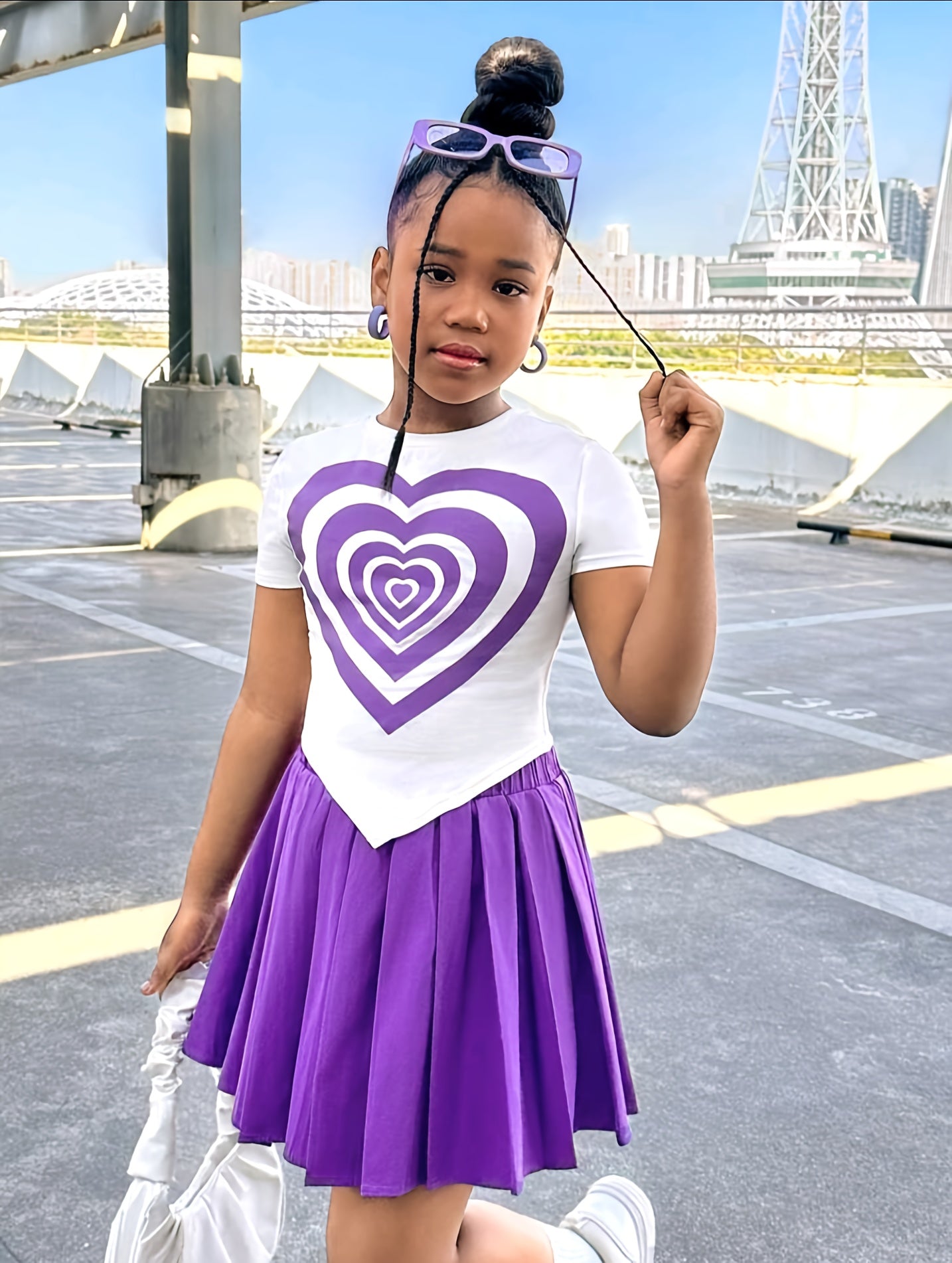 Teenage Girls' Heart-shaped Printed Short-sleeved Top And Pleated Skirt Two-piece Set, Suitable For Summer Casual, For Teenager