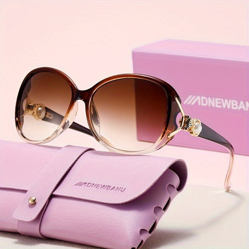 Elegant Retro Fox Head Glasses for Women Featuring a Metal Frame And Pearl Details - Fashionable Eyewear for Daily Use, Comes with a Pink Box, Perfect for Everyday Style | Retro Fox Motif | Made with Polymer Lenses