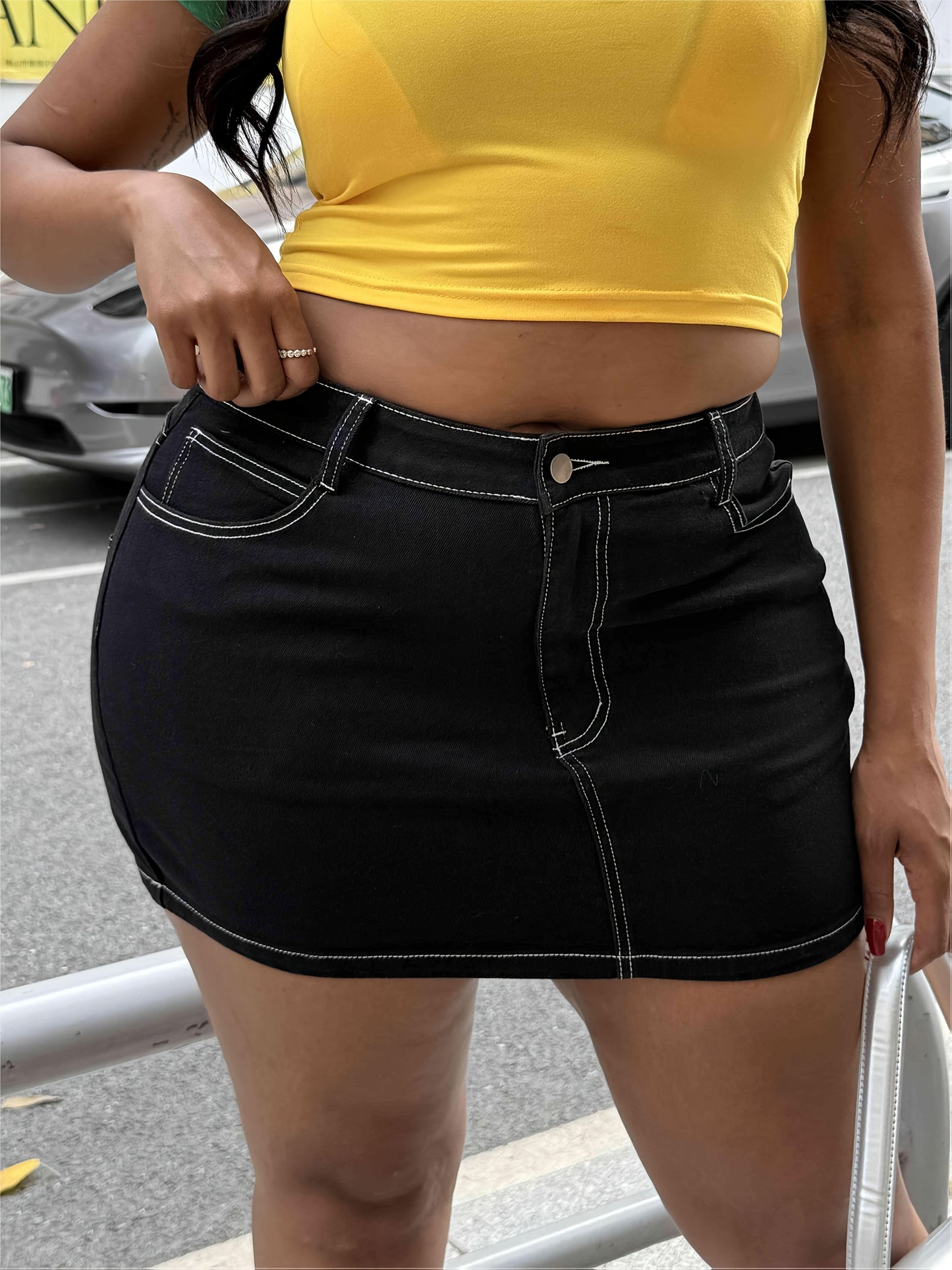 Women Plus Size Sexy Casual Denim Mini Skirt Summer Fashion with Pockets And Zipper Stylish Jean Skirt for Women Comfortable Denim Skirt for Any Occasion