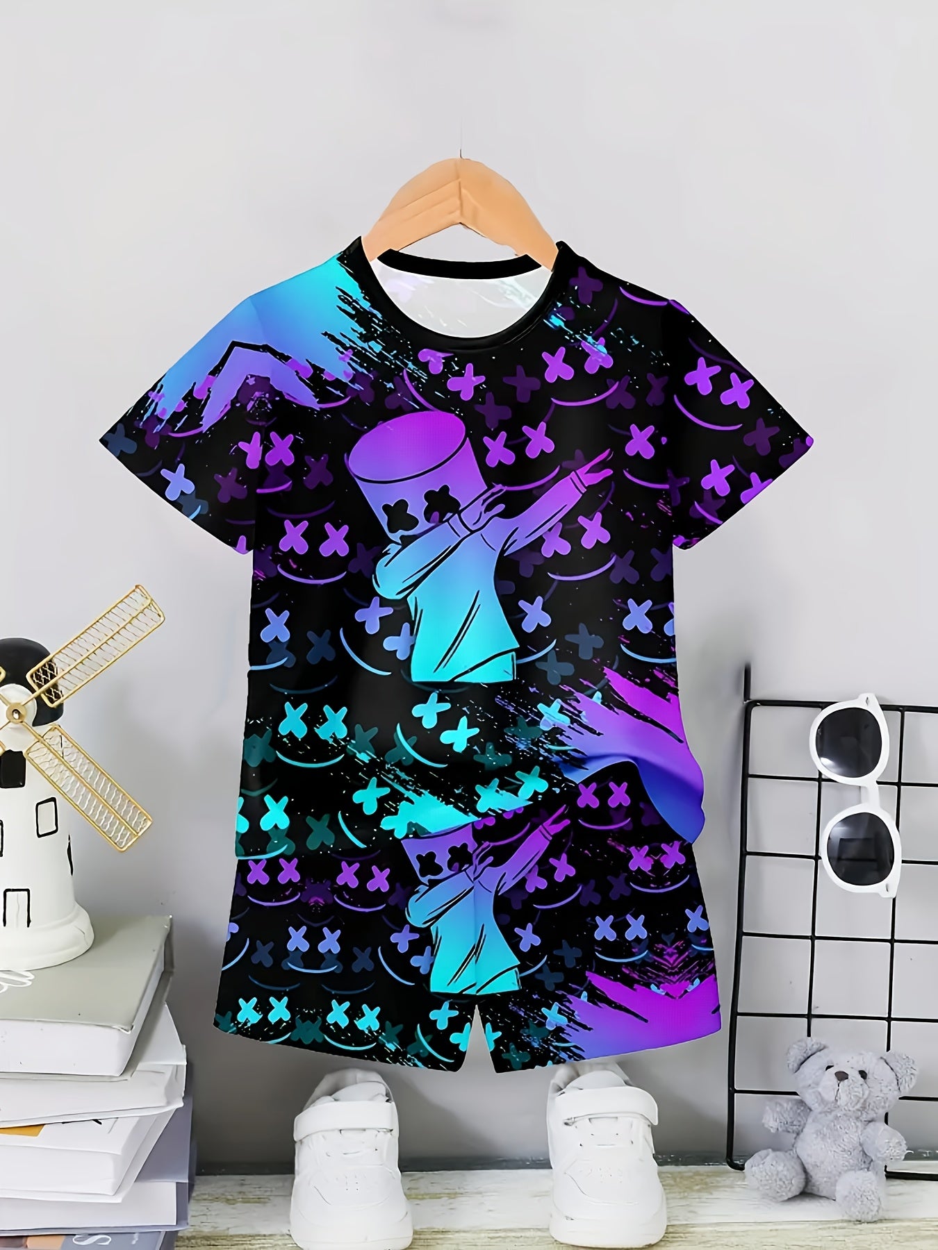 Youthful Fashionable Printed T-shirt And Shorts Set, Summer Style, Novel Pattern Design, Comfortable Quick-drying Breathable Fabric, Sports And Leisure Wear, Unisex Style, Outdoor Essentials, Perfect for Outdoor