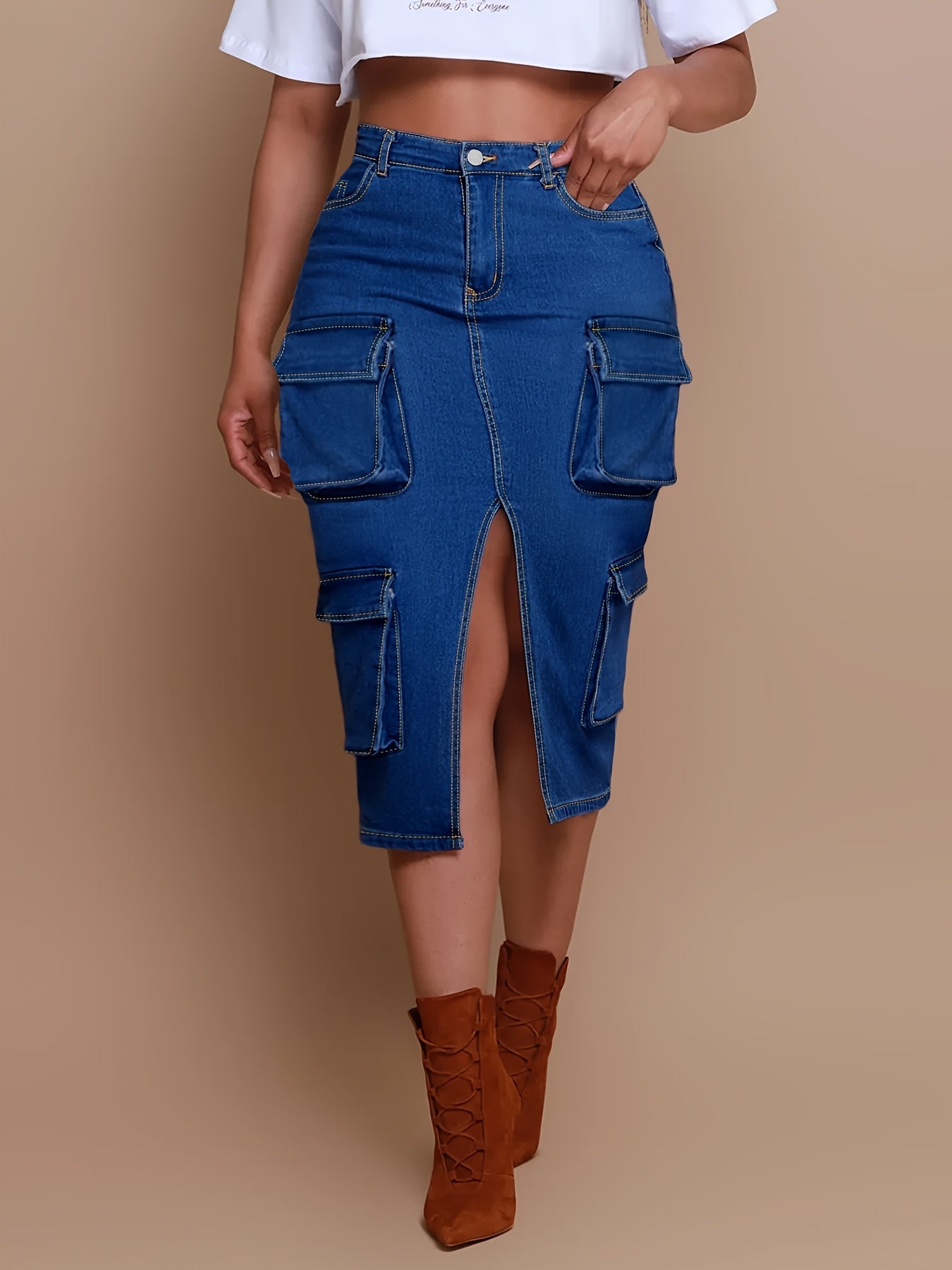Plus Size Women'S Blue Denim Cargo Skirt - Multi-Pocket Bag Hip Design, Knee Slit Hem, Niche Joker Slimming Style, Summer Fashion Overskirt