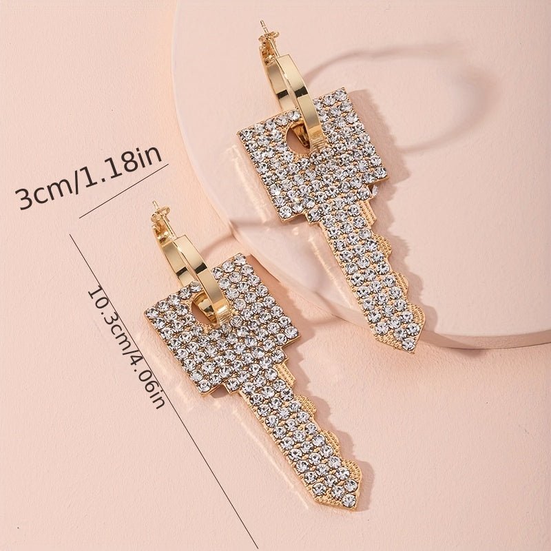 A pair of fashionable and elegant high-end luxury exaggerated rhinestone Women's earrings - suitable for parties, banquets and weddings - a gift for friends