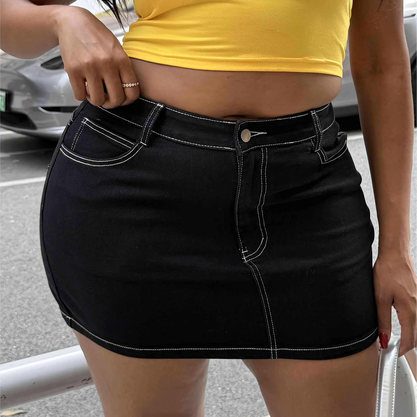 Women Plus Size Sexy Casual Denim Mini Skirt Summer Fashion with Pockets And Zipper Stylish Jean Skirt for Women Comfortable Denim Skirt for Any Occasion