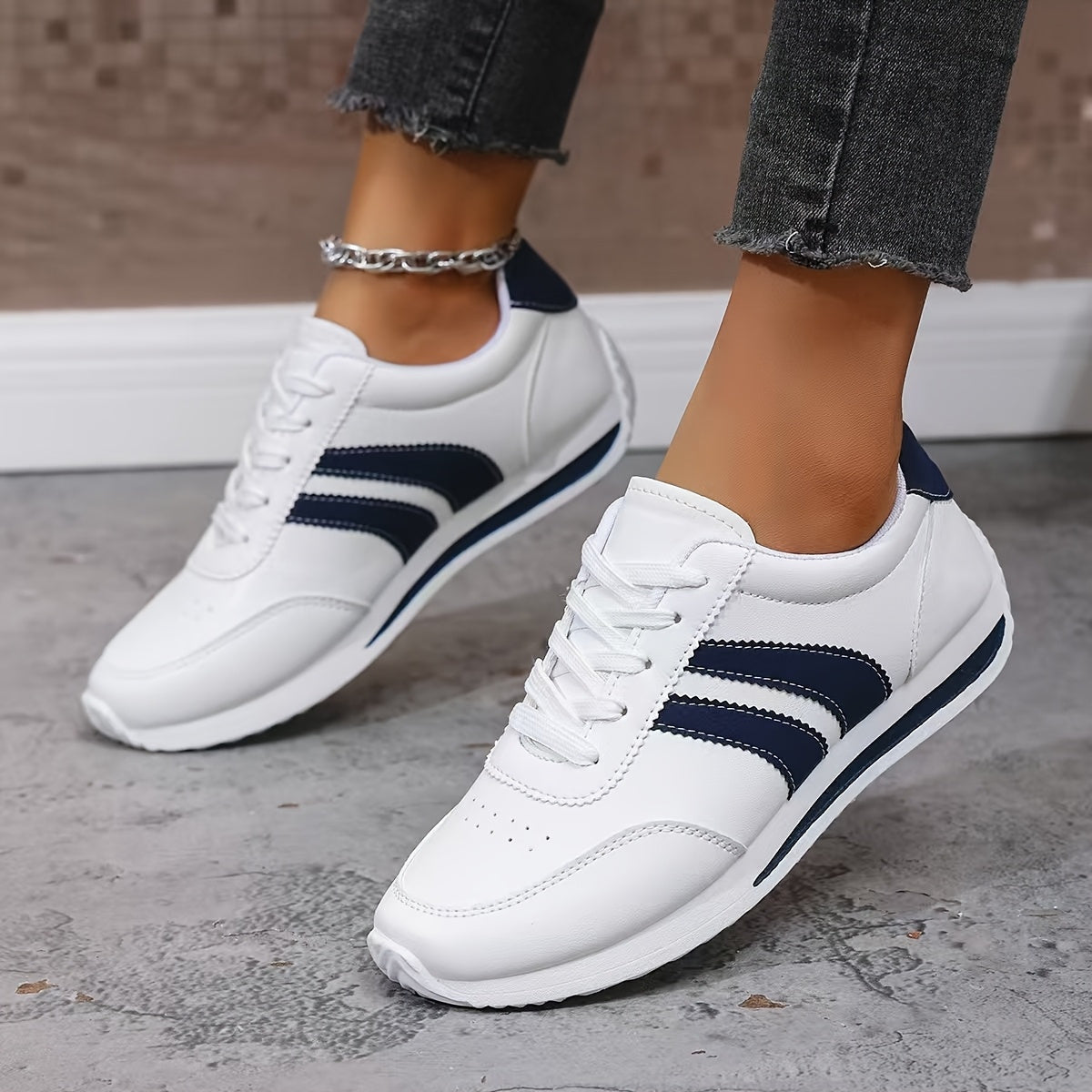Women'S Lightweight Fashion Sneakers- Comfortable, Non-Slip, Lace-Up Casual Sneakers with Cushioned Insoles, White and Blue Striped Design, Low-Cut EVA Sole, Suitable for All-Day Wear, Casual Sneakers| Low-top sneakers| Lace-
