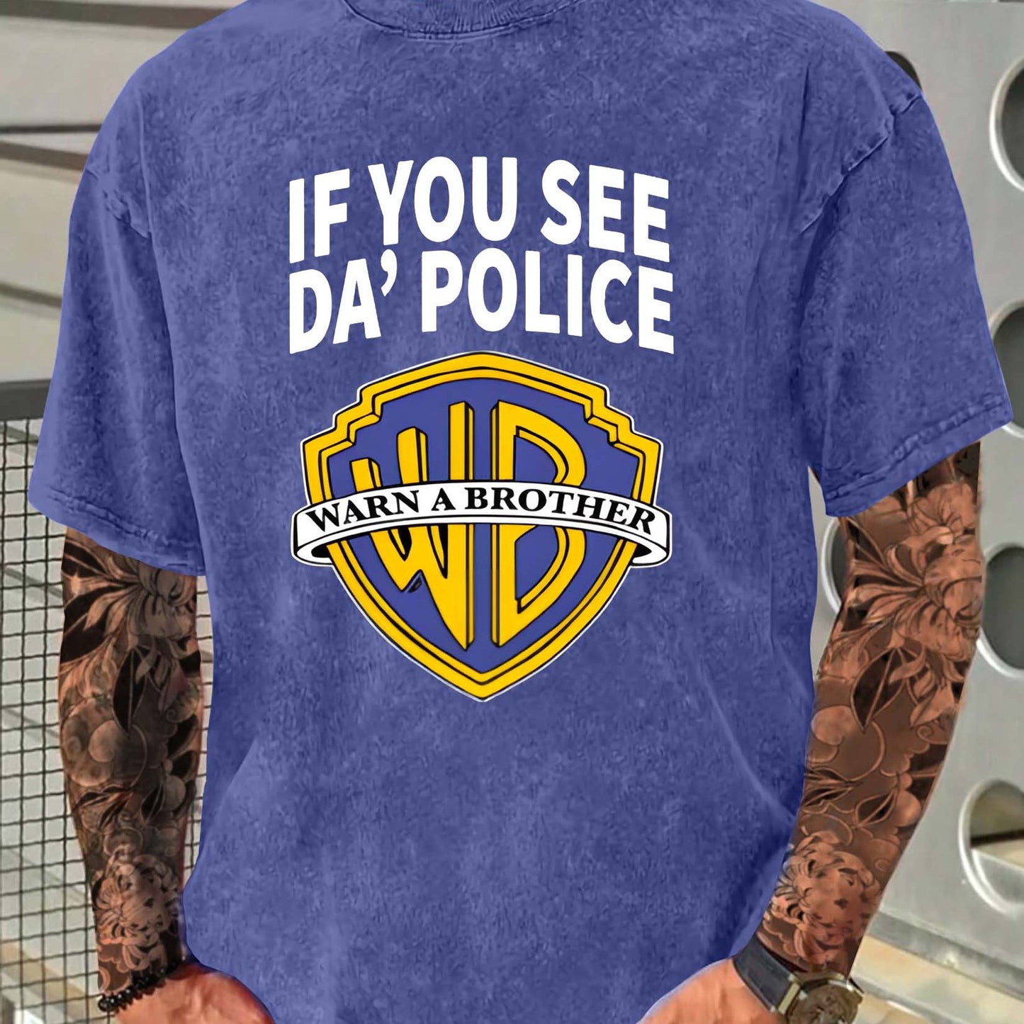 Men's "If You See Da Police" Graphic Cotton T-Shirt - Fun Pop Culture Twist, Distressed Washed Look, Casual Crew Neck Short Sleeve Tee, 230g Thick Cotton, Black with Yellow & White Logo Design, Everyday Clothing | Pop Culture