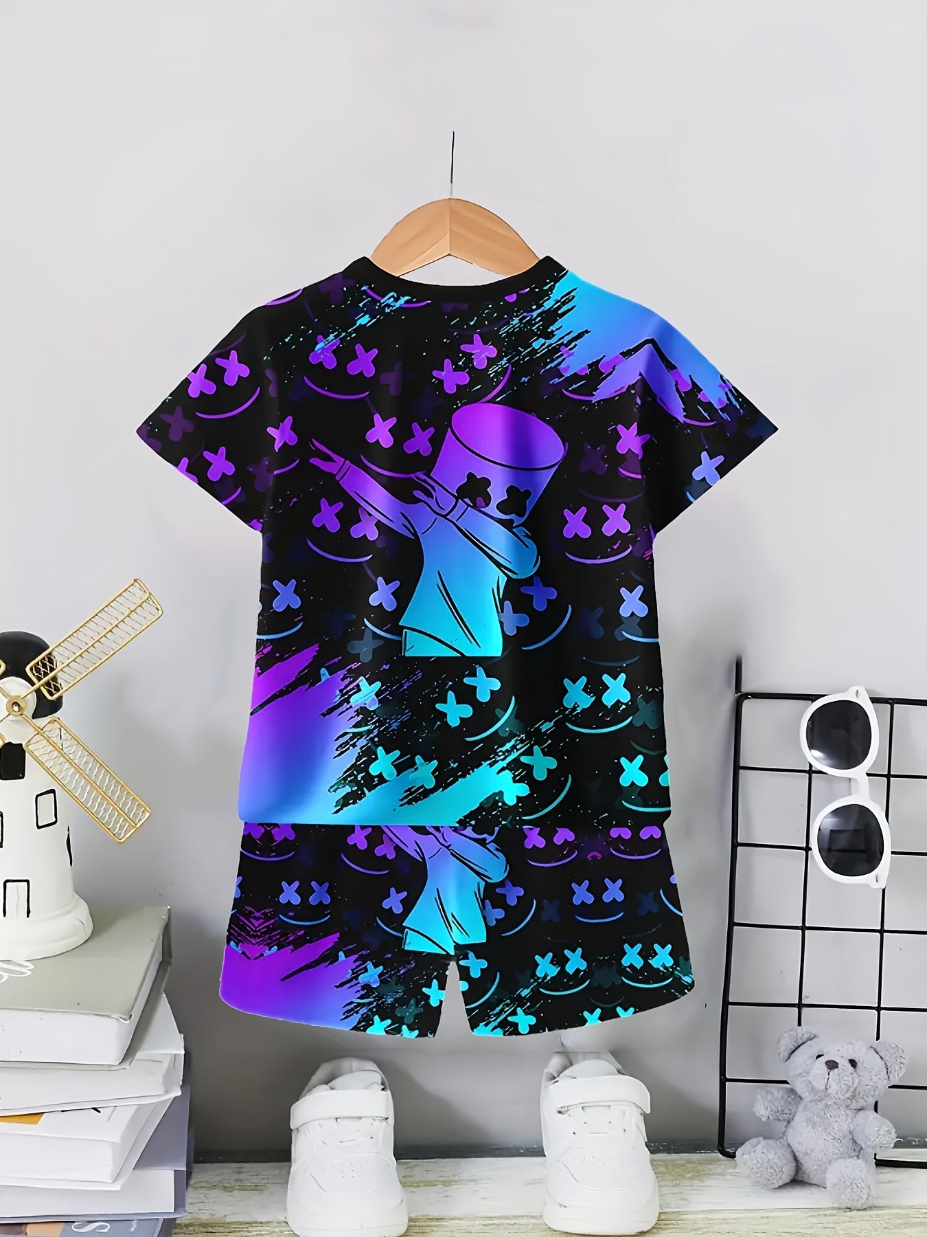 Youthful Fashionable Printed T-shirt And Shorts Set, Summer Style, Novel Pattern Design, Comfortable Quick-drying Breathable Fabric, Sports And Leisure Wear, Unisex Style, Outdoor Essentials, Perfect for Outdoor