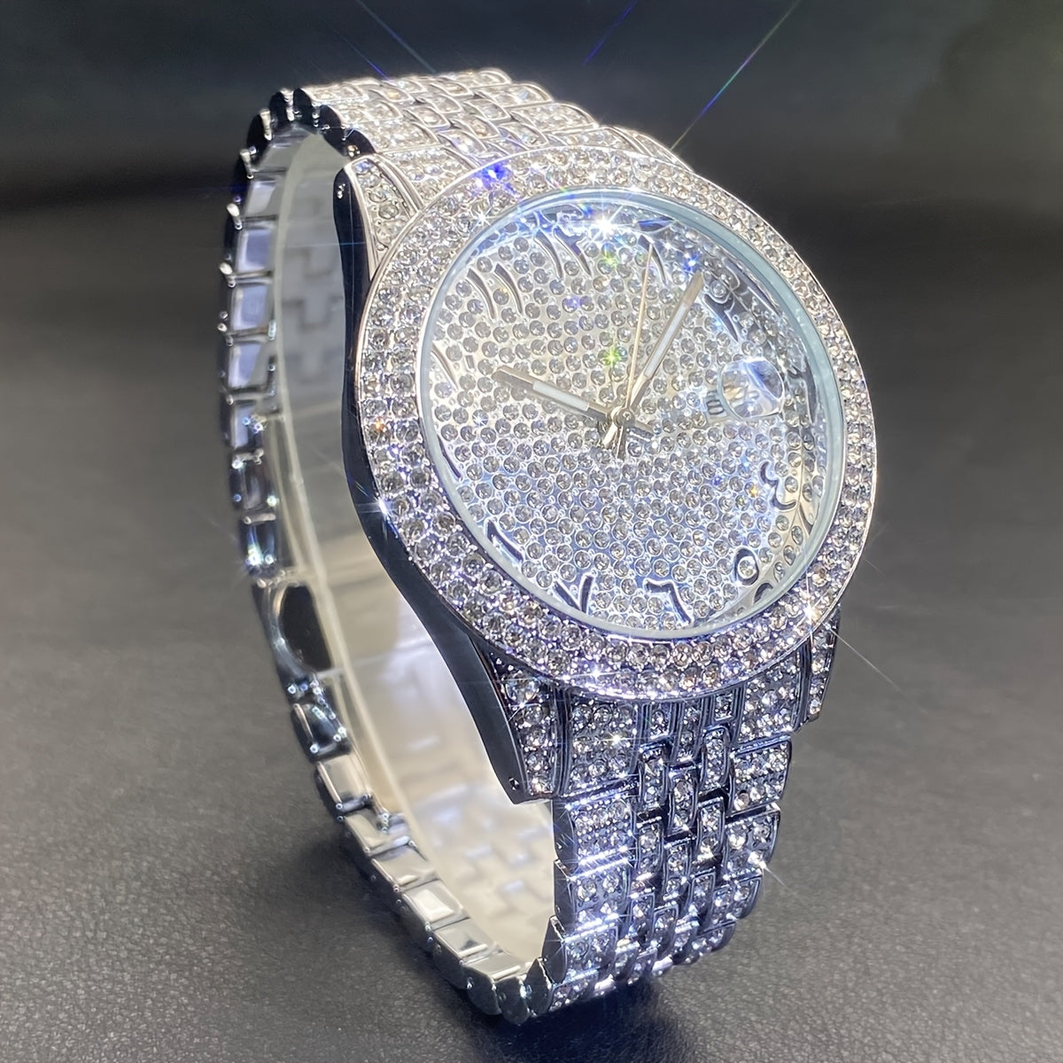 Men's Luxury Hip-Hop Watch with Sparkling Rhinestones, Quartz Movement & Date Calendar - Golden-Tone Metal -Accented Band, Battery-Powered for Parties, Dates, Valentine's Day Gifts, Hip Hop Jewelry, Date Night Watch, Rhinesto