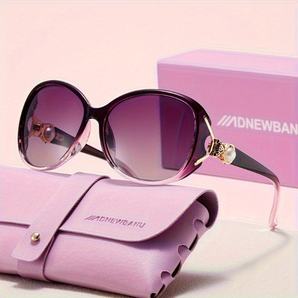 Elegant Retro Fox Head Glasses for Women Featuring a Metal Frame And Pearl Details - Fashionable Eyewear for Daily Use, Comes with a Pink Box, Perfect for Everyday Style | Retro Fox Motif | Made with Polymer Lenses