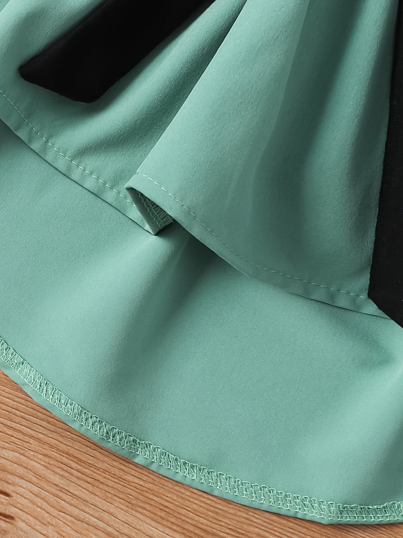 Outdoor Two-Piece Set for Girls, Fashionable Spring/Summer Contrast Belt Flutter Sleeve Half Cardigan with Tie-Waist and Peplum Backless Top + Long Pants, Perfect for Outdoor