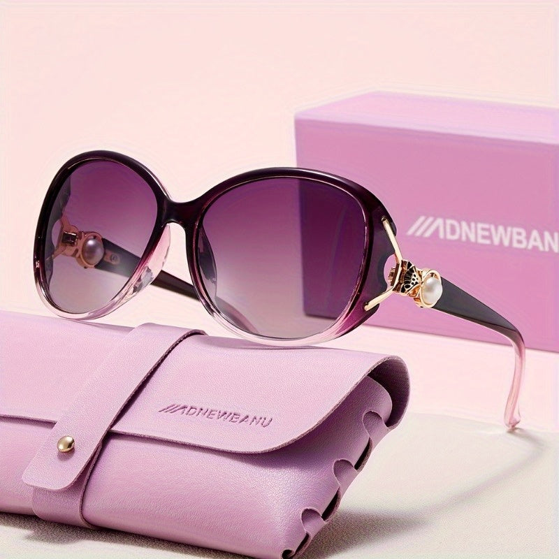 Elegant Retro Fox Head Glasses for Women Featuring a Metal Frame And Pearl Details - Fashionable Eyewear for Daily Use, Comes with a Pink Box, Perfect for Everyday Style | Retro Fox Motif | Made with Polymer Lenses