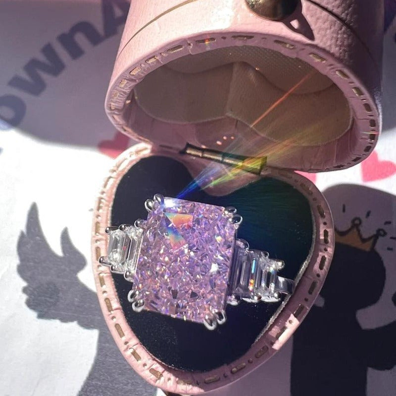 1pc Elegant Pink Cubic Synthetic Zirconia Women'S Ring - Bohemian Style Jewelry with Square Bezel Setting & -Accented Band, Pink & Clear Halo, Durable Synthetic Gemstone for Casual Attire, Valentine'S Day Gift, Anniversary, B