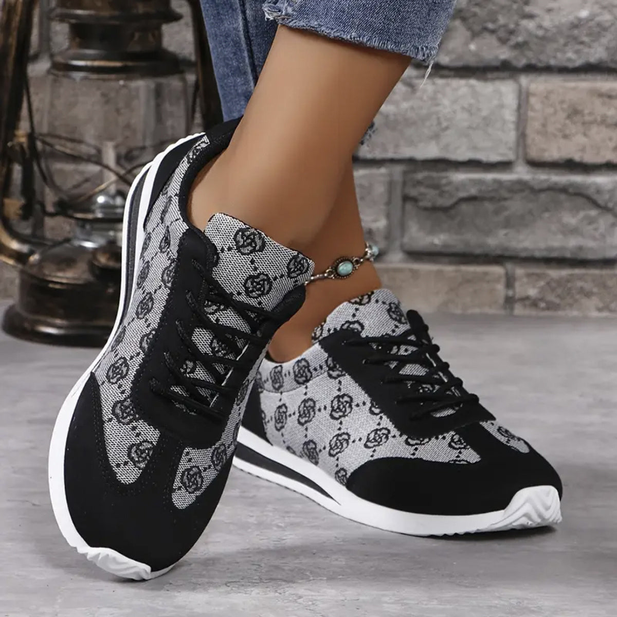 Women'S Fashion Sneakers Low Top Lace-Up Sports Shoes, Breathable Fabric Upper, Non-Slip Rubber Sole, with Height Increase, for All-Season Casual Athletic Footwear