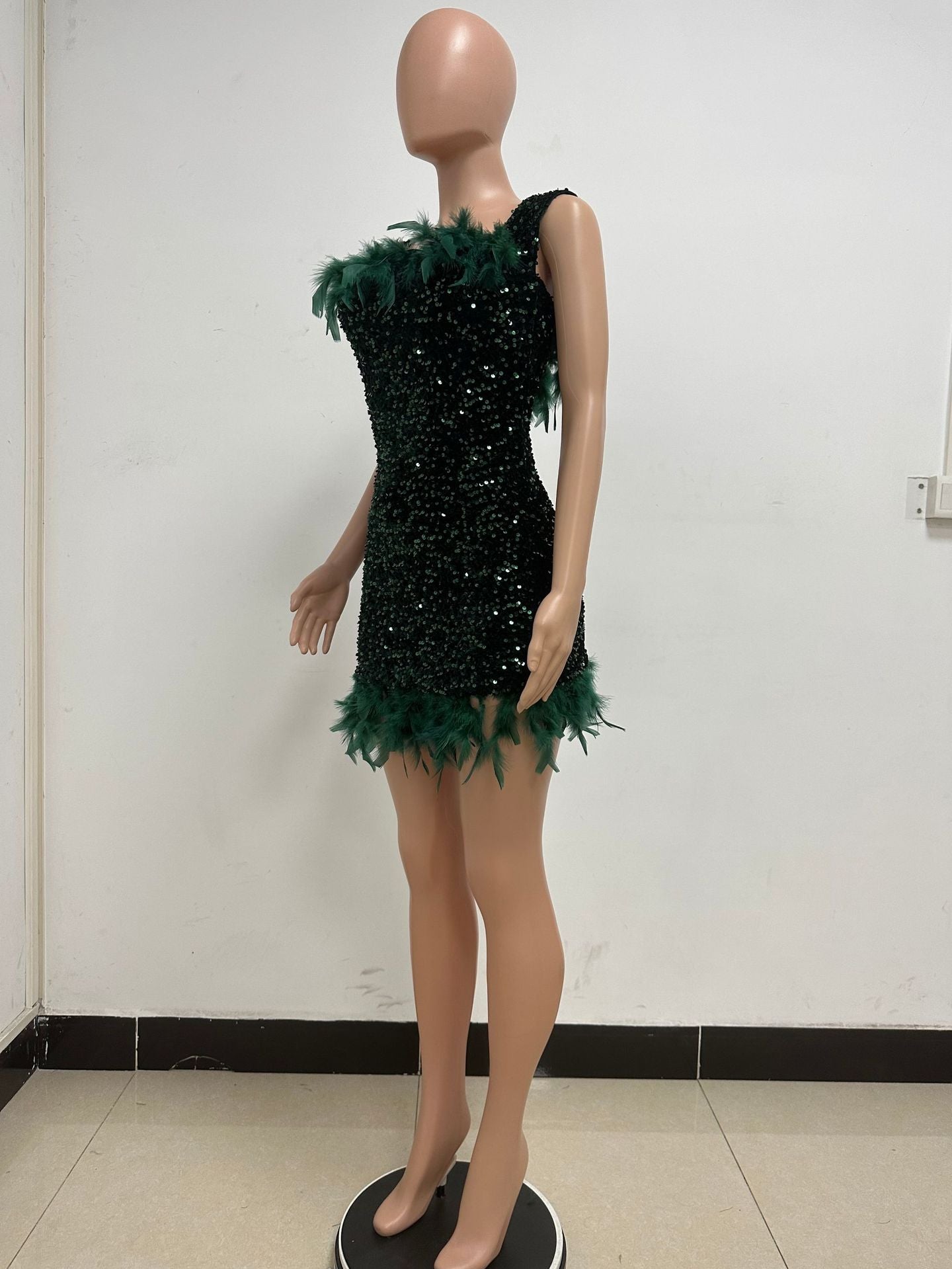 Plus Size, Sister Women's Plus Size Sleeveless Strapless/One-Shoulder Sequin Party Dress with Accent - Elegant French Figure-Hugging Dress for Weddings, Proms, Night Out - All-Season Wear (Hand Washable)