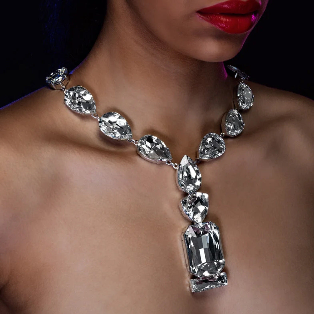 Water Drop Necklace Personalized Exaggerated Necklace Queen Accessories Rhinestones