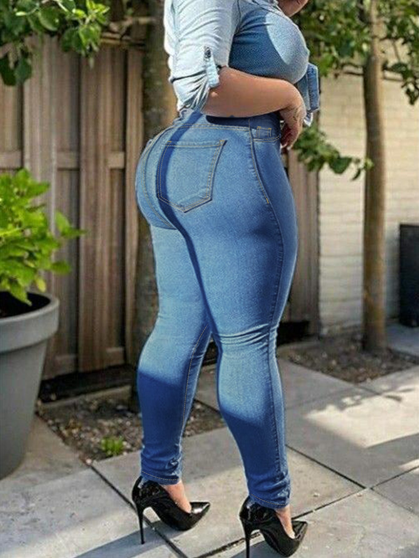 [Plus Size Skinny Jeans] Plus Size High Rise Elastic Waistband Skinny Jeans - Women's Casual Plain Washed Blue Denim Pants