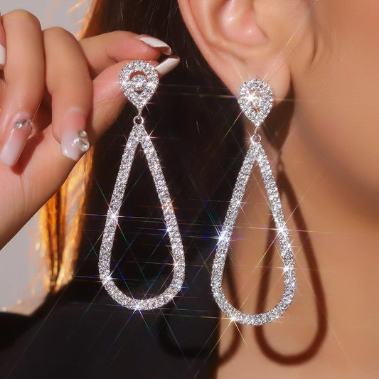 Simple Rhinestone Earrings for Brides, Featuring Chandelier And Tassel Designs, Perfect for Halloween with a Long Style That Sparkles.