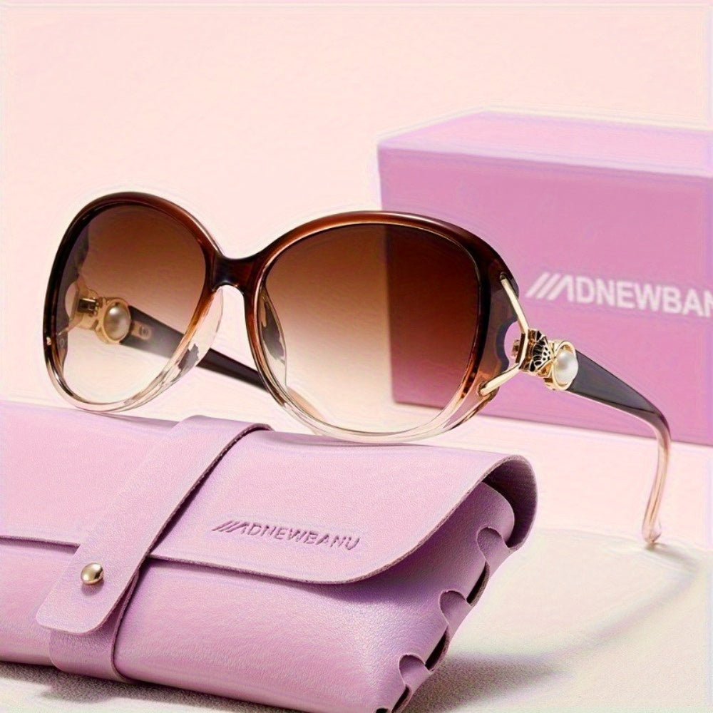 Elegant Retro Fox Head Glasses for Women Featuring a Metal Frame And Pearl Details - Fashionable Eyewear for Daily Use, Comes with a Pink Box, Perfect for Everyday Style | Retro Fox Motif | Made with Polymer Lenses