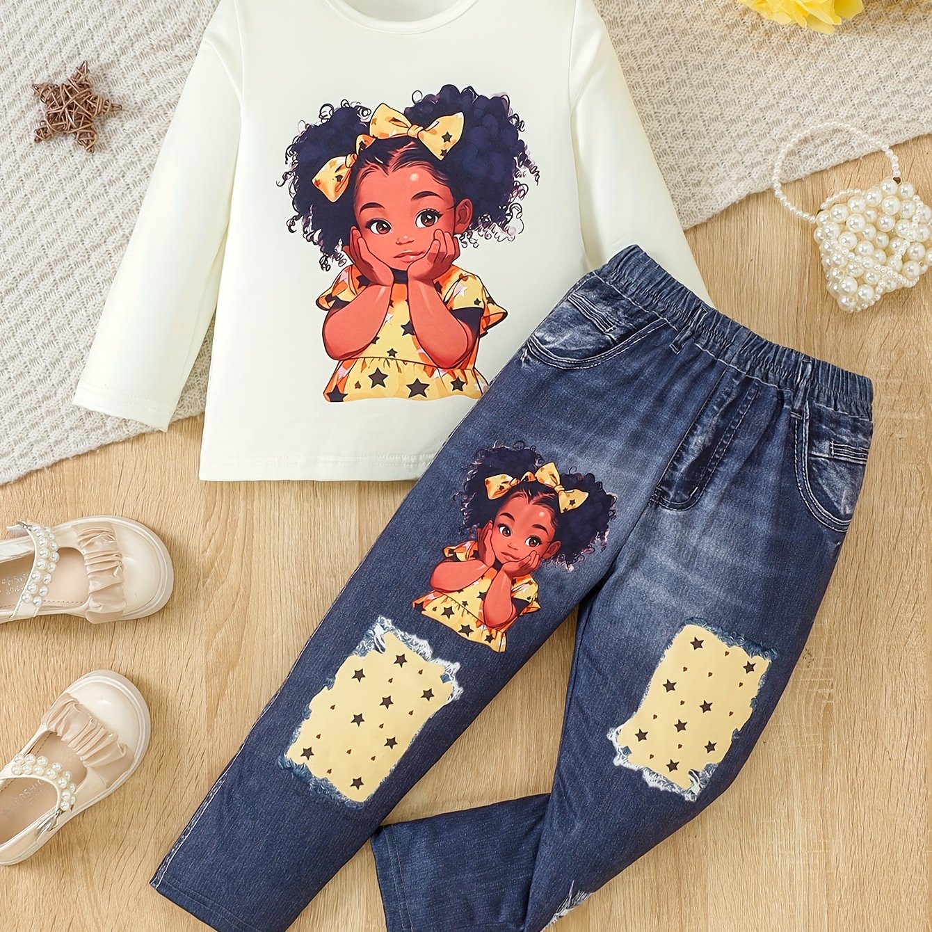 2pcs Girls' Cute Doll Print & Faux Denim Overalls Set - White Smock Dress + Blue Jeans-Like Leggings with Doll Face Print (Eyes/Nose/Mouth), Machine Washable Spring/Fall Outfit for Party, Everyday Play & Dress-Up , Perfect fo