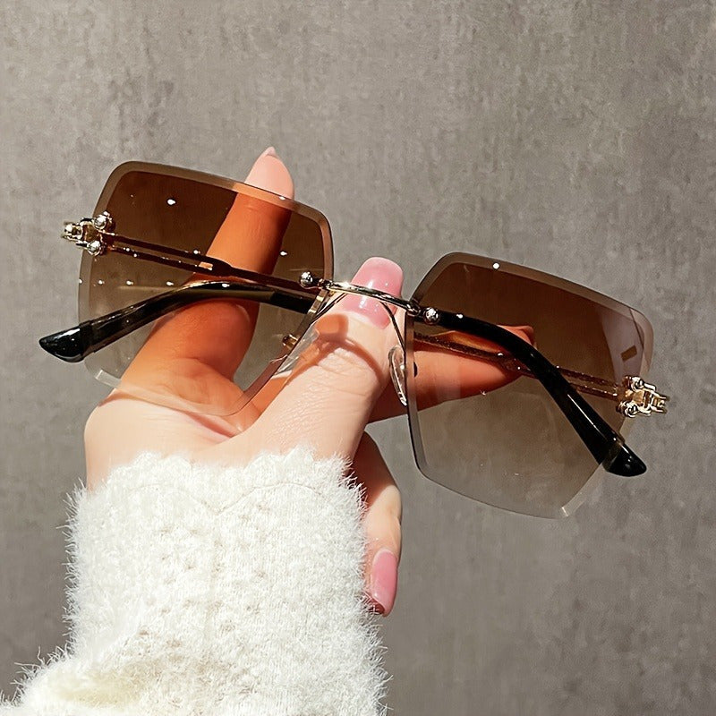 Fashion borderless ladies too glasses Y2K gradual change color trimmed lenses retro hollow metal bracket ladies