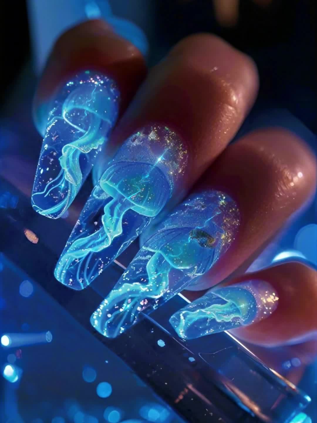 [Glowing Fake Nails] NGMATY 24pcs Gel False Nail Set | Medium Length Blue Jellyfish Coloring Glowing Fake Nails 12 Sizes - Press On Nails