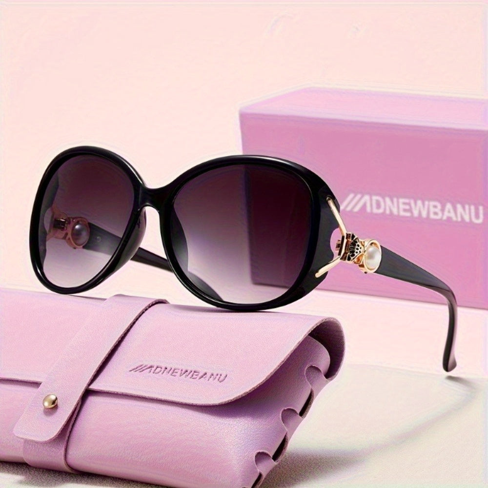 Elegant Retro Fox Head Glasses for Women Featuring a Metal Frame And Pearl Details - Fashionable Eyewear for Daily Use, Comes with a Pink Box, Perfect for Everyday Style | Retro Fox Motif | Made with Polymer Lenses