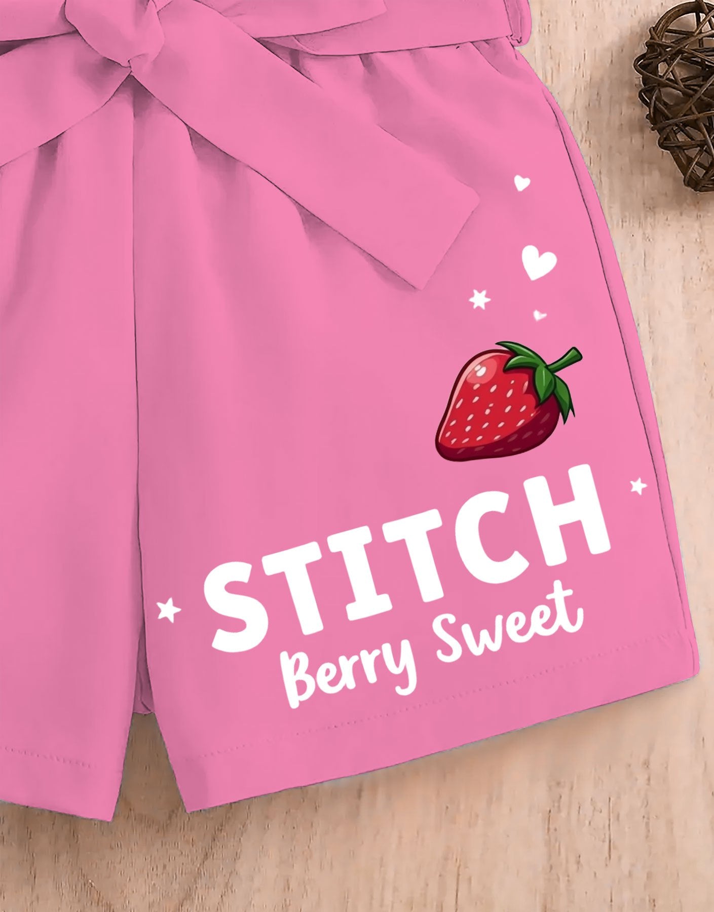 Stitch & Strawberry "Berry Sweet" Two-Piece Kids' Outfit - Cute Cartoon Print Top with Ruffled Edges & High-Waisted Shorts, Perfect for Summer Outdoor Activities, Outdoor Play Attire|Playful Design|Stretchy Fabric
