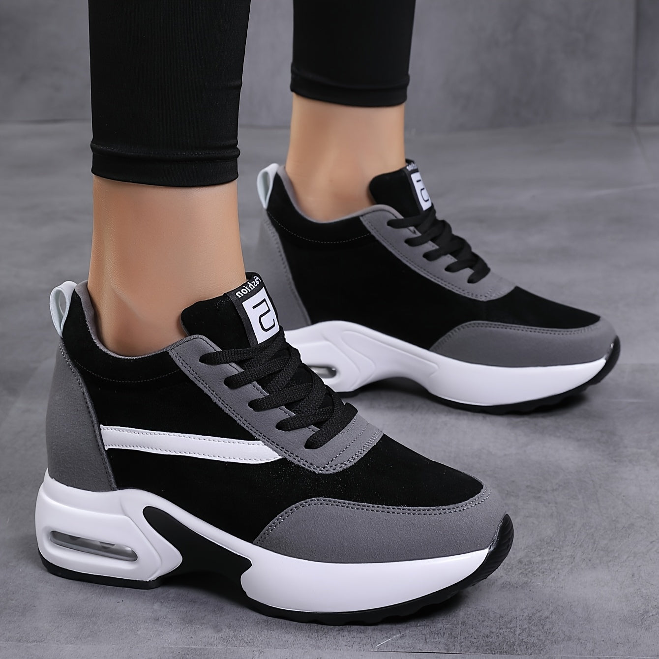 Ladies' Casual Sneakers, Lightweight, Comfortable, And Versatile Women'S Casual Sneakers with Hidden Heels.