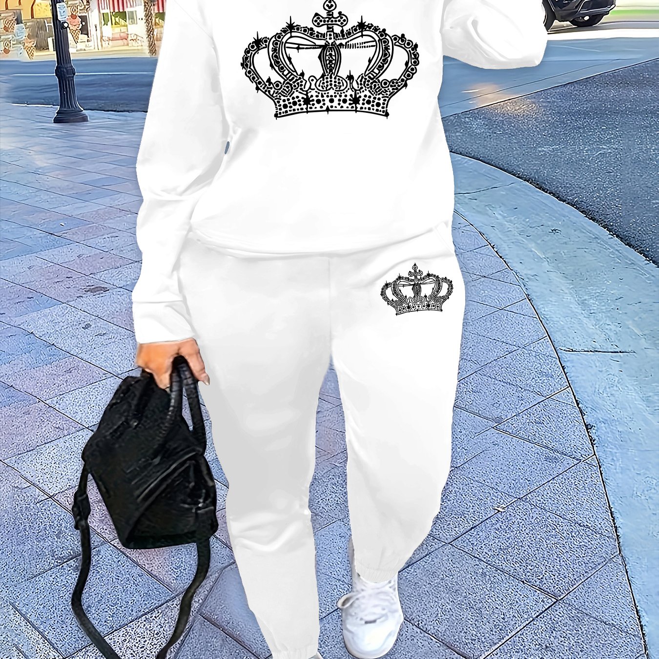 Women'S Casual Crew Neck Sweatshirt & Pants Set - with Crown Print, Fleece-Lined, All-Season Comfort, Casual Attire, Casual Wear, |crown Print Sweatshirt|fleece Lined Pants, Sweater Set