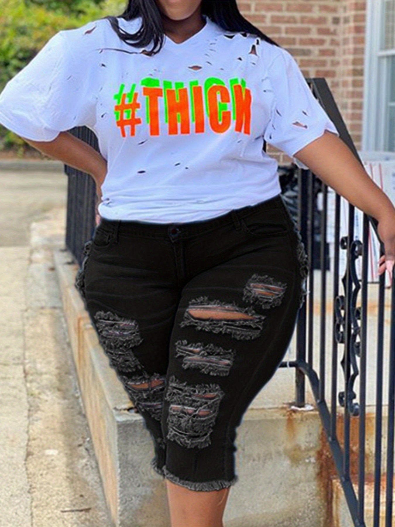 [Plus Size Ripped Denim Shorts]Fashionable Ripped Design And Frayed Hem, Solid Color Versatile - High-waisted, Trendy Street Style.