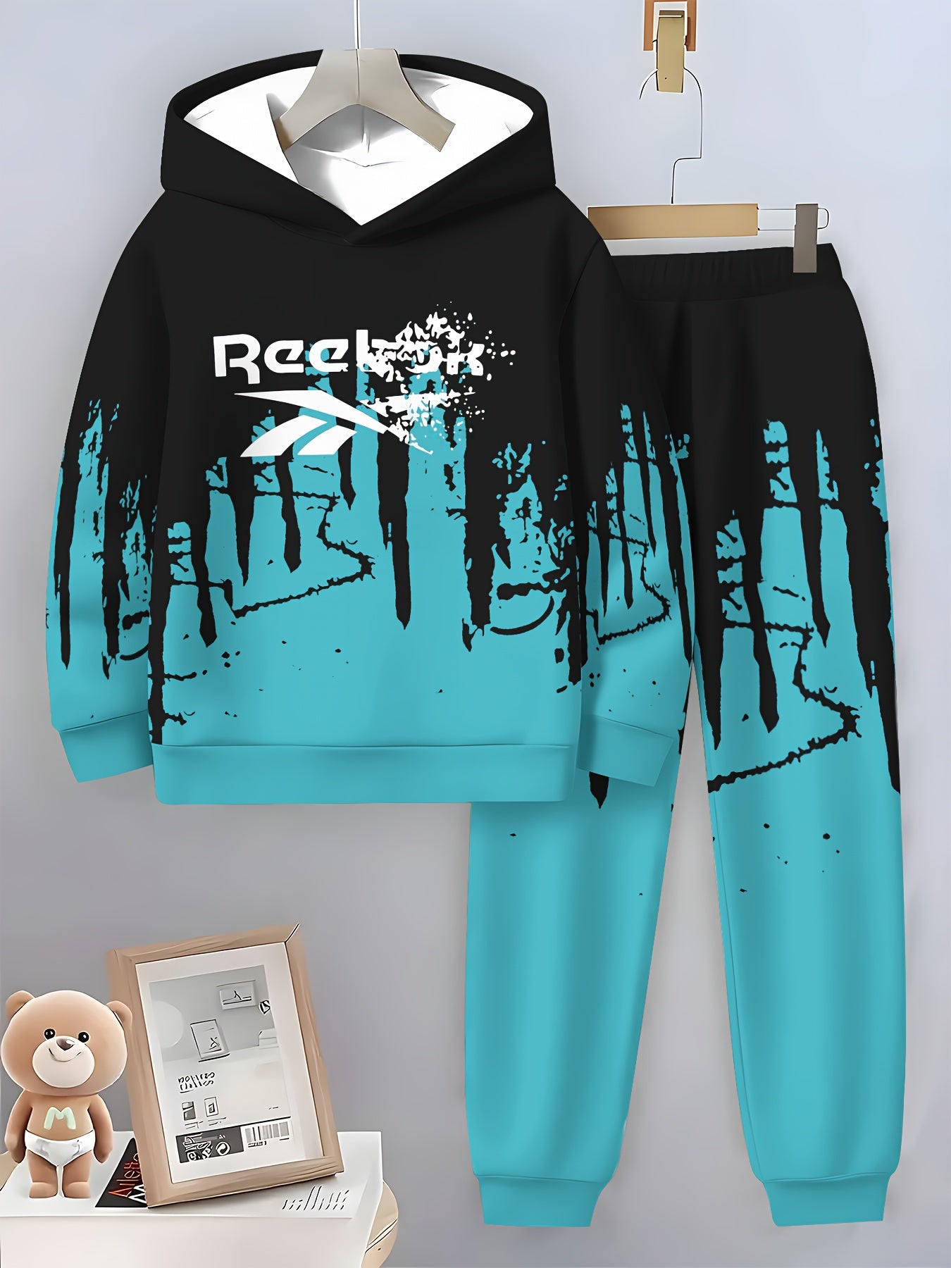2025 Trendy Boys' Hooded Sweatshirt & Sweatpants Set