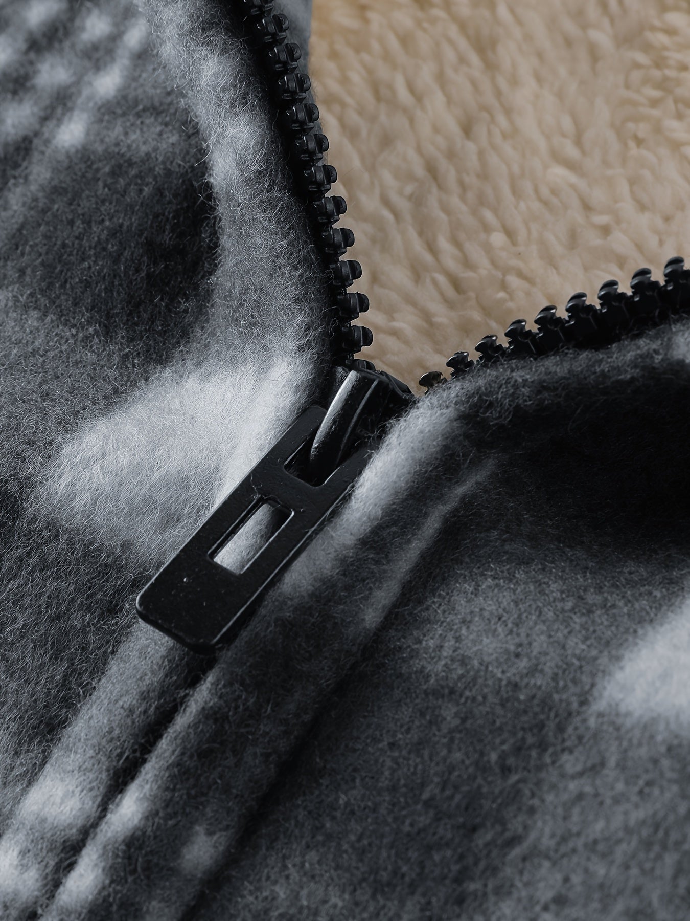 Men's Heavyweight Fleece Hooded Jacket - Full-Zip Sherpa Lining, Thick Winter Coat with Plaid Pattern (Blue/Black/Beige/Brown), Zippered Pockets, Hand Washable, Casual Outerwear for Cold Weather & Everyday Use - Ideal for Ski