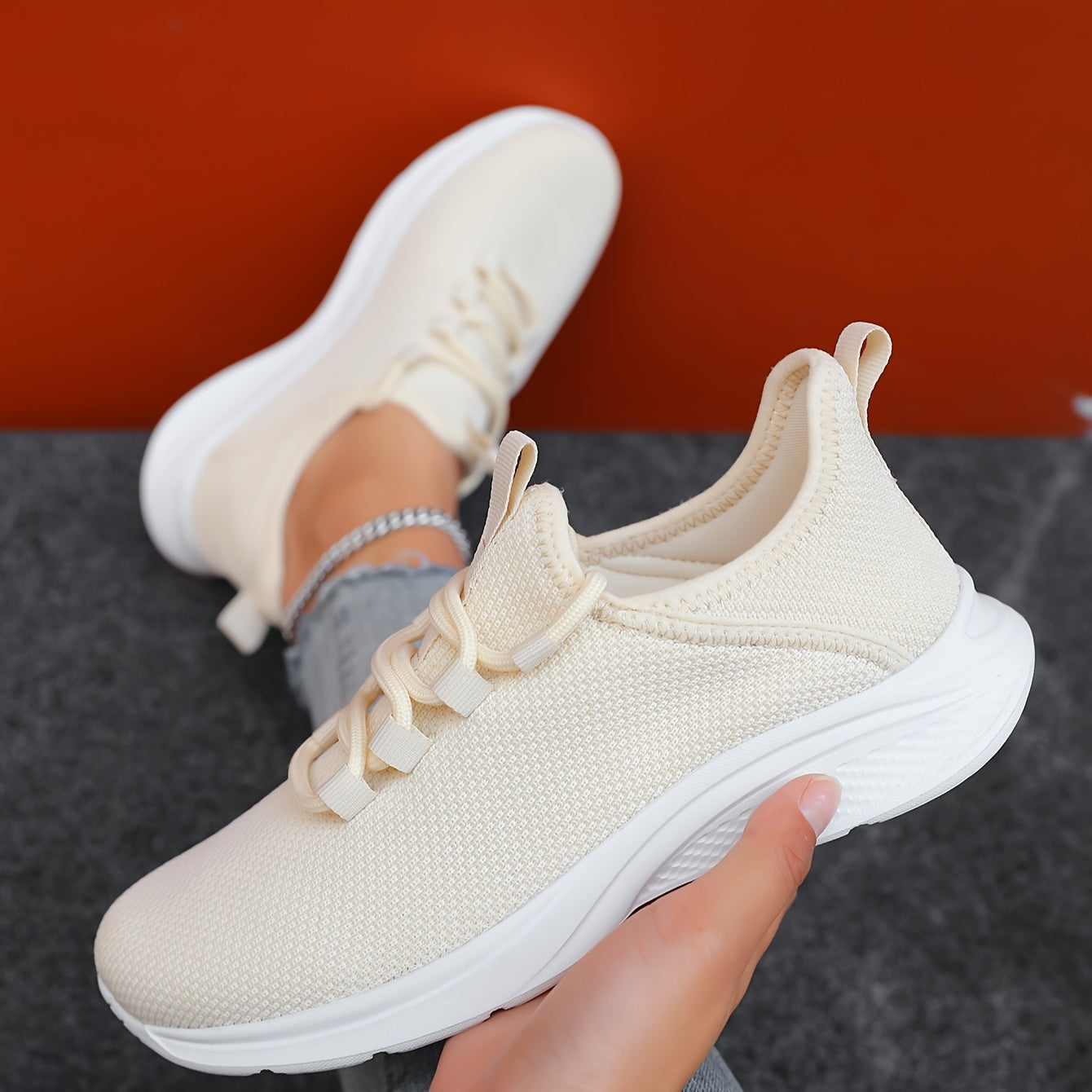 Four Seasons Fashion Casual Women's Breathable Lightweight Anti-Slip Durable Outdoor Sports Shoes Couple Running Sneakers Road Running Mesh Women's Shoes