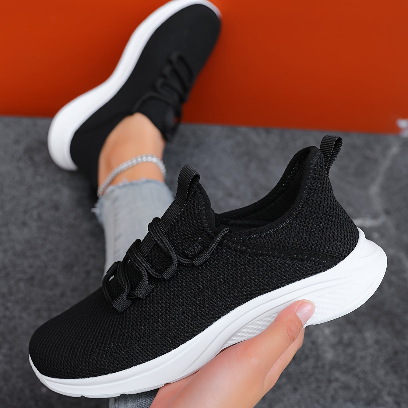 Four Seasons Fashion Casual Women's Breathable Lightweight Anti-Slip Durable Outdoor Sports Shoes Couple Running Sneakers Road Running Mesh Women's Shoes