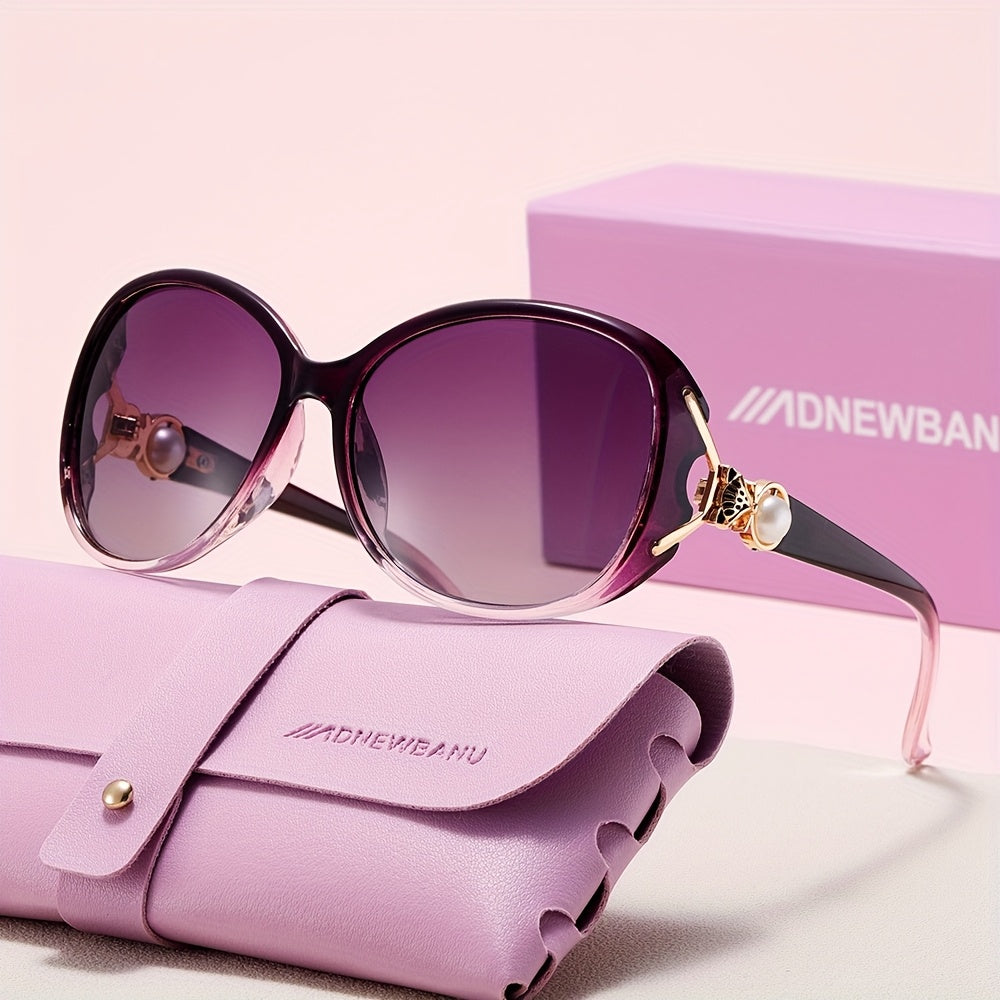 Elegant Retro Fox Head Glasses for Women Featuring a Metal Frame And Pearl Details - Fashionable Eyewear for Daily Use, Comes with a Pink Box, Perfect for Everyday Style | Retro Fox Motif | Made with Polymer Lenses