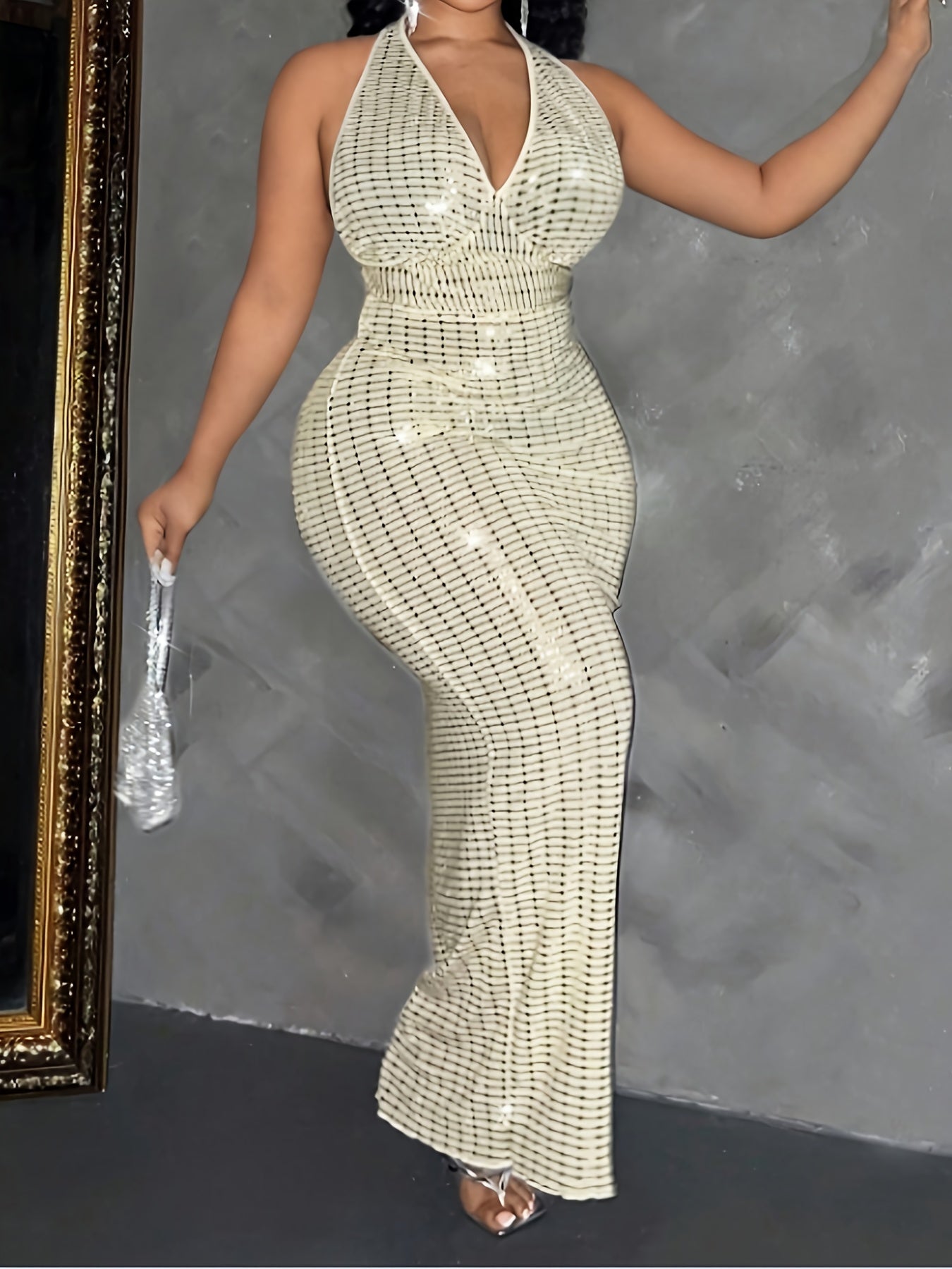 Plus Size Women's Sleeveless Halter Neck Sequin Dress - Elegant Bodycon Summer Party Dress with High Slit, Hand Wash Only, Formal Occasion Attire | Stretchy Fabric Gown