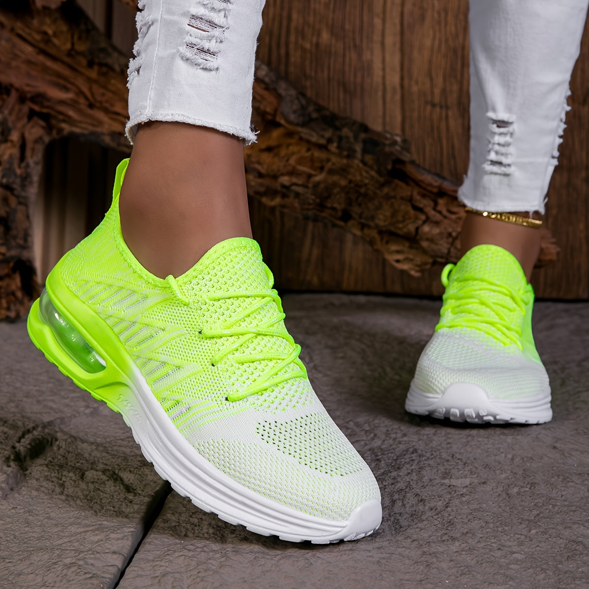 Women's Summer White-to-Green Gradient Breathable Mesh Running Shoes - Lightweight Anti-Slip PU Sole, Airy Knit Upper, Thick Cushioned Comfort for Walking, Travel & Casual Wear | All-Season Lace-Up Sneakers with Shock-Absorbi