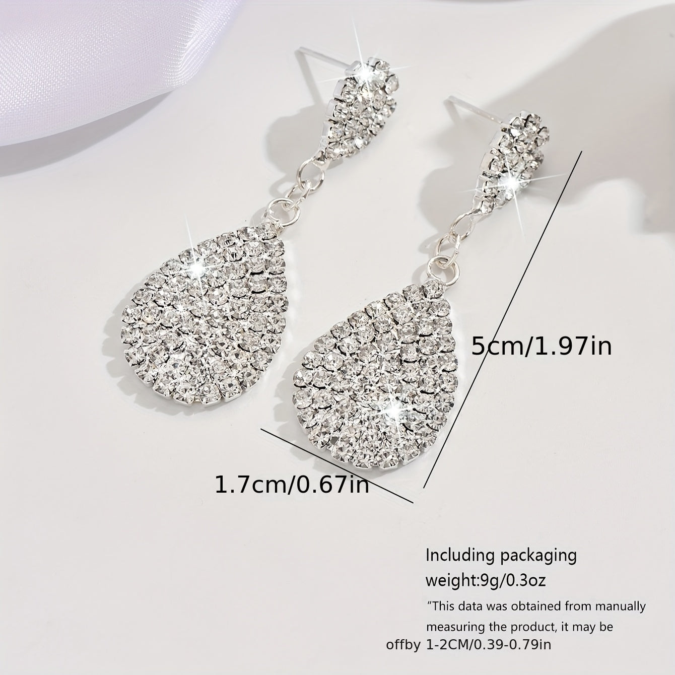Fashionable And Luxurious Bride'S Earrings with Copper And Rhinestones, Perfect for Wedding Ceremonies And Elegant Party Accessories.