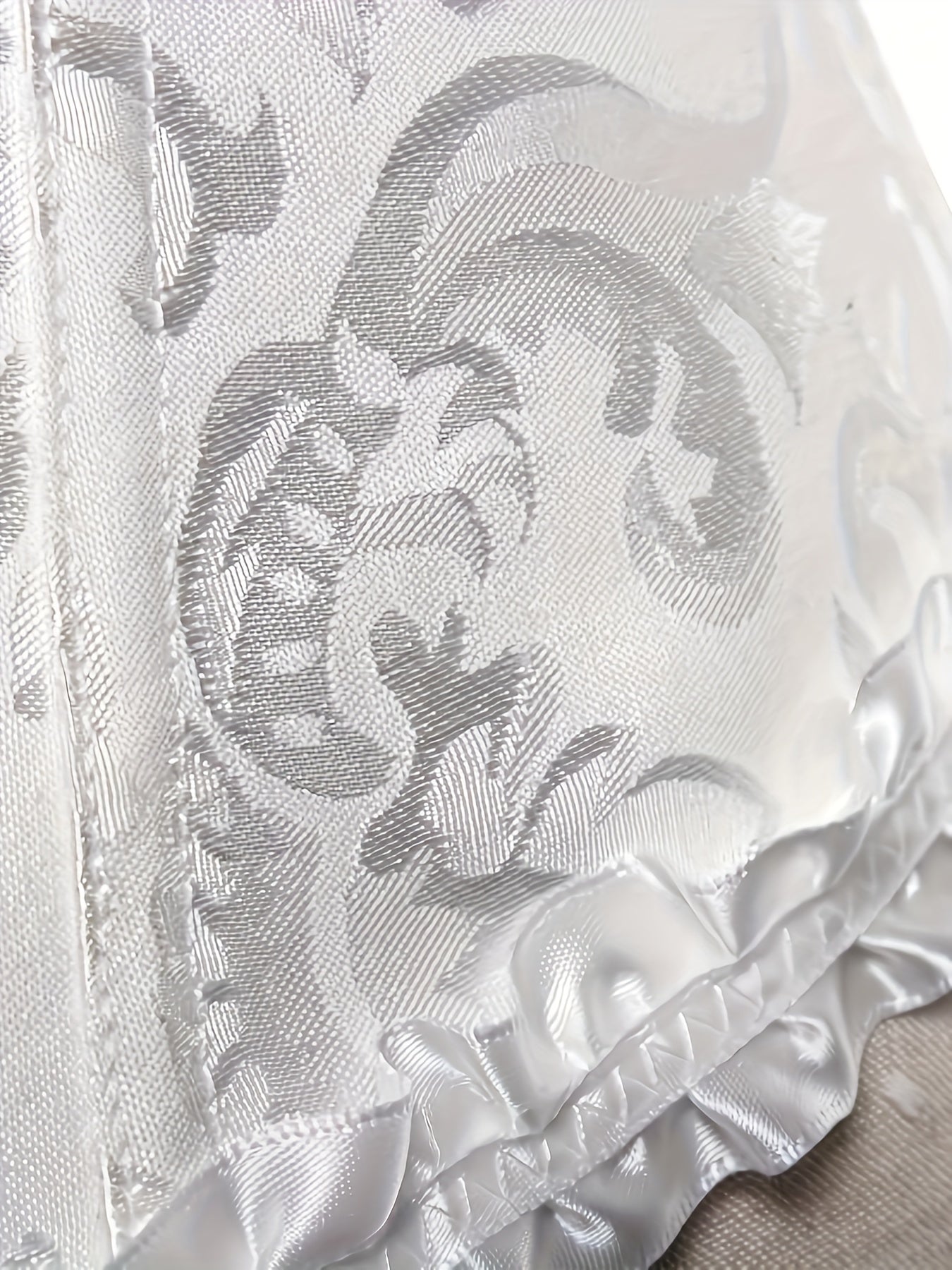European & American Tight Bra Bone Shaping Top - Formfitting, Sexy, Floral Vintage Design | Lace Detailing, Waist-Cinching Body Shaper