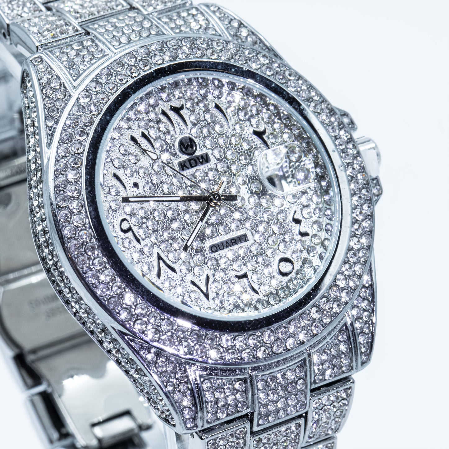 Luxury Hip-Hop Style Watch West Coast Quartz Watch For Men Fully Diamond-Studded Rhinestone Accessory Watch High-End Design Perfect Christmas Gift Wedding Present And Top Gift Choice, Without Battery