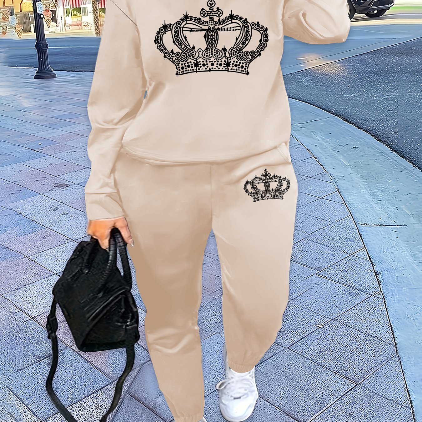 Women'S Casual Crew Neck Sweatshirt & Pants Set - with Crown Print, Fleece-Lined, All-Season Comfort, Casual Attire, Casual Wear, |crown Print Sweatshirt|fleece Lined Pants, Sweater Set