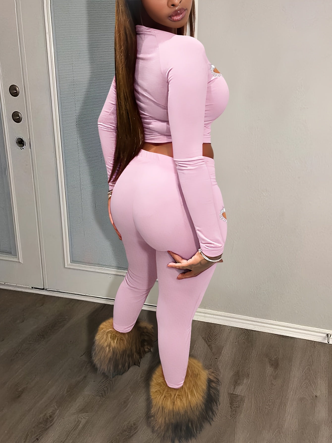 LovelyWholesale Local Valentine's Day Heart Diamond Sweatpants Set, Women's Valentine Gift Outfit