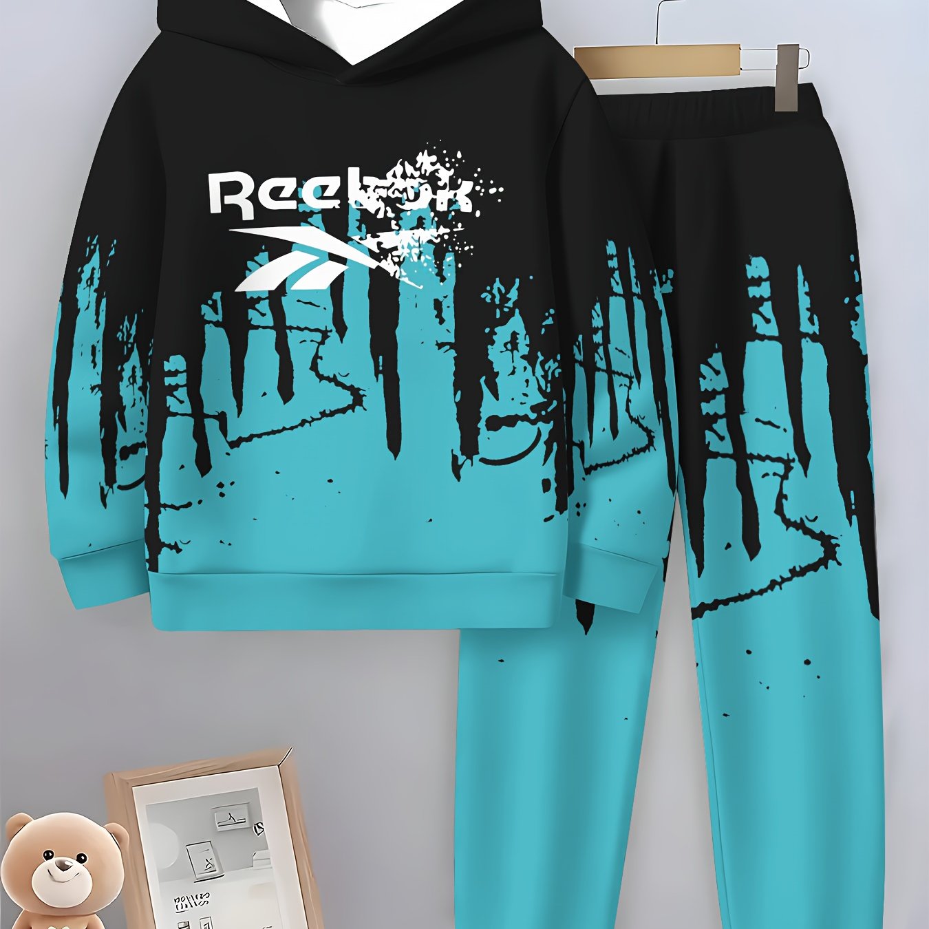 2025 Trendy Boys' Hooded Sweatshirt & Sweatpants Set