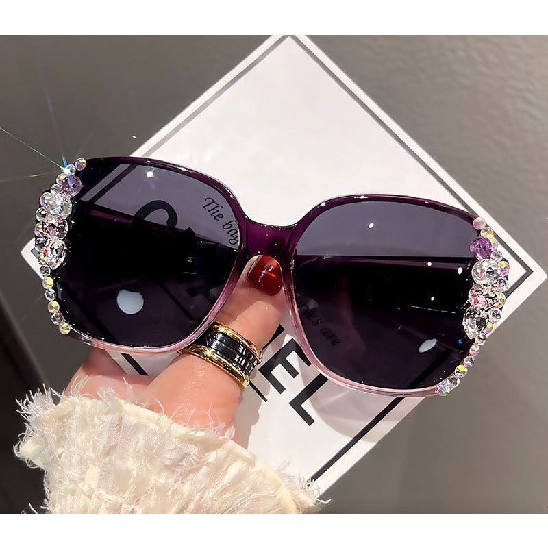 Trendy Glasses for Women That Offer Protection, Glare Reduction, And Are Ultra-Light for Driving.