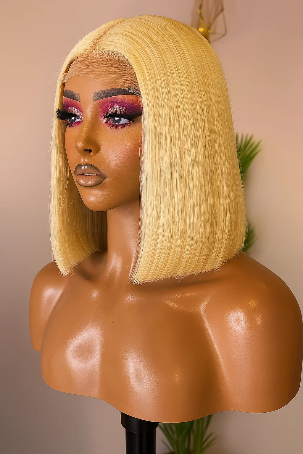 613 Blonde Short Bob Wig Human Hair 13x4 Lace Front Wigs Human Hair Pre Plucked Transparent Lace 180% Density Lace Frontal Wig