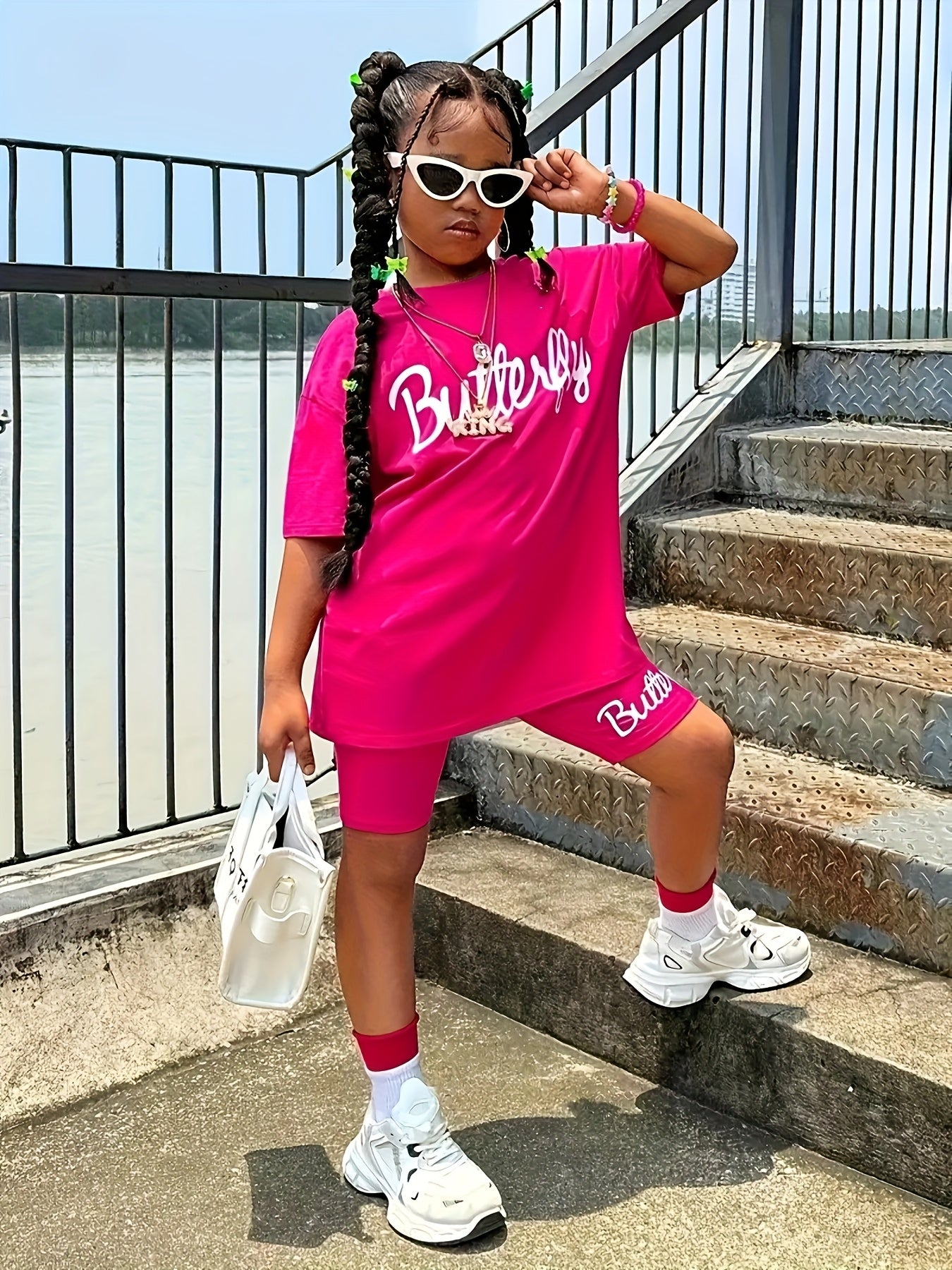 Girls' Cool Street Style, Loose Short Sleeve and Shorts Set with Butterfly Letter Print, Perfect for Outdoor Wear, Ideal for Outdoor Activities, Perfect for Outdoor