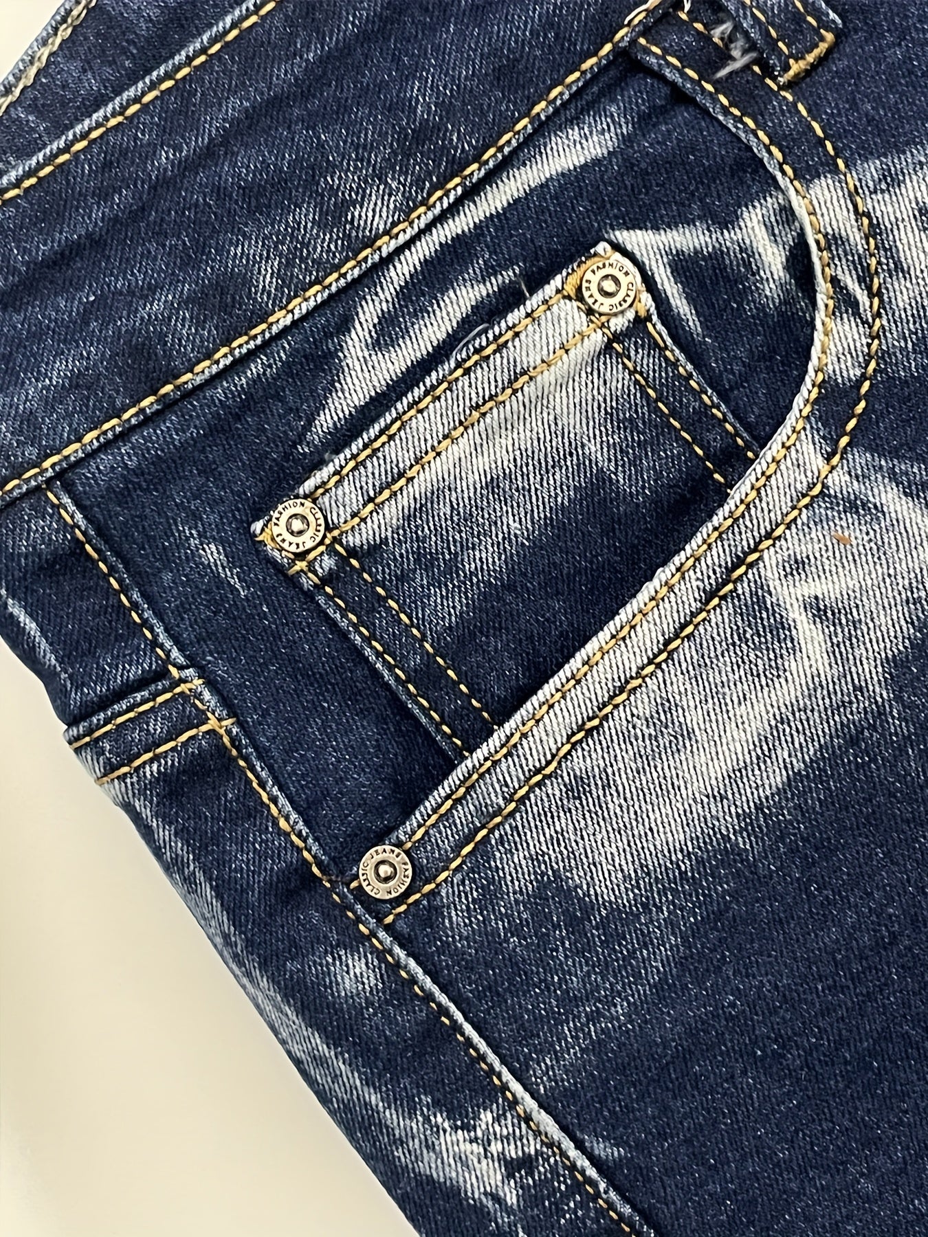 Men'S Stretch Slim Jeans: Trendy Classic For Every Season