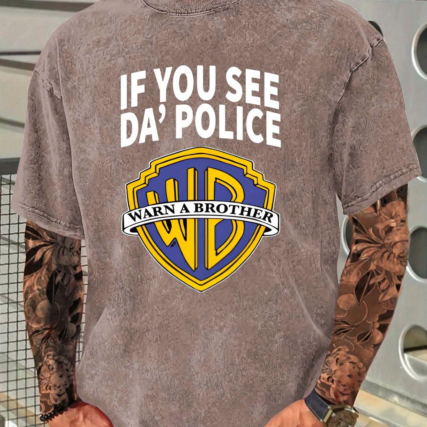 Men's "If You See Da Police" Graphic Cotton T-Shirt - Fun Pop Culture Twist, Distressed Washed Look, Casual Crew Neck Short Sleeve Tee, 230g Thick Cotton, Black with Yellow & White Logo Design, Everyday Clothing | Pop Culture